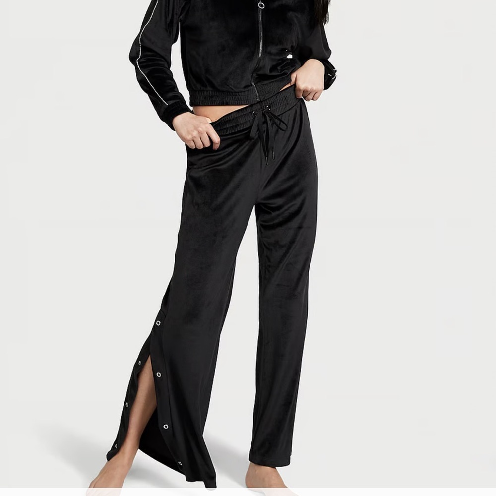 Victoria Secret Velour Diamanté Wide Leg Snap Lounge Pants - Picture 3 of 6